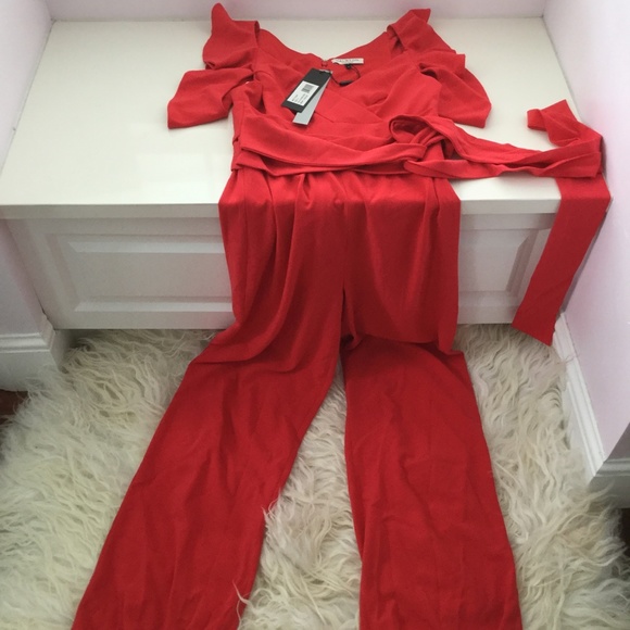 HALSTON HERITAGE Cold Shoulder Ruffled Jumpsuit - Picture 6 of 7